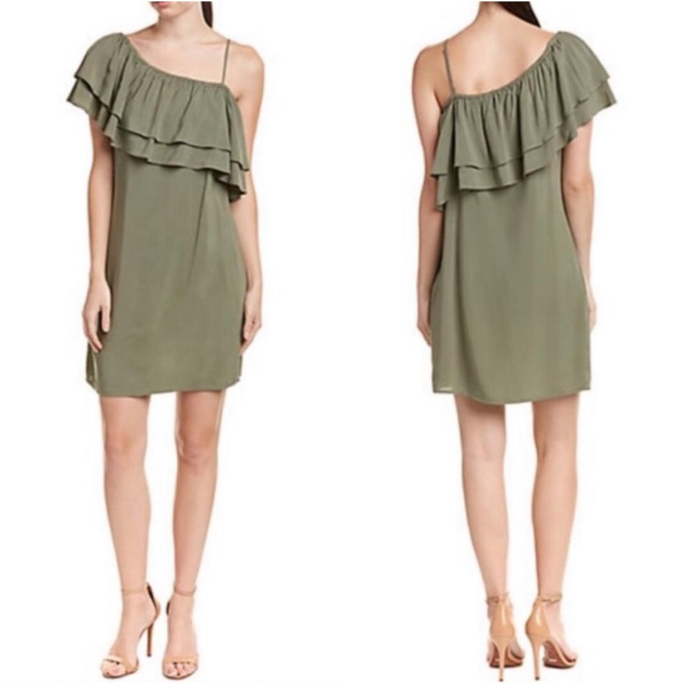 ⚫️ SOLD ⚫️ Splendid one shoulder ruffle dress